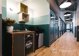 WeWork | 1900 Market