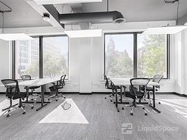 Expansive - Katy Building