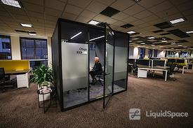 CorporateCubes.Co - 333 Collins