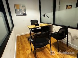 Corporate Suites: 880 3rd Avenue