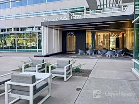 Regus | 24th and Camelback