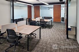 Regus | Phoenix - E Camelback Rd