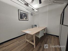 SaGE Workspace @ 152 E 118th