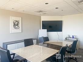 Regus | QC, Montreal - Boul Cremazie