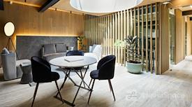 Colony Spaces Campos Elíseos