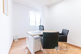 Regus | Park Ridge Plaza