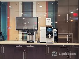 Regus | Americas Tower