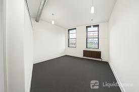 Shared Work Space with Real Estate Company