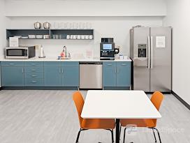 Regus | NC, Hickory - Tate Blvd