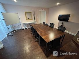 Lake Space Coworking Lounge