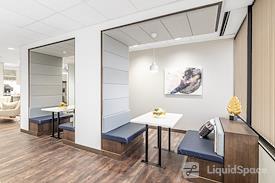 Regus | Colonnade