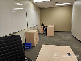 Intelligent Office, Hudson's Bay Centre