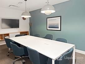 Spaces | FL, Miami - Spaces CocoWalk