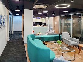 Regus | Clark, Clark Center 07