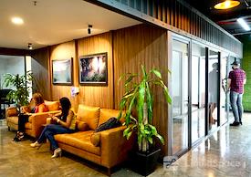 The Pool Montes Urales