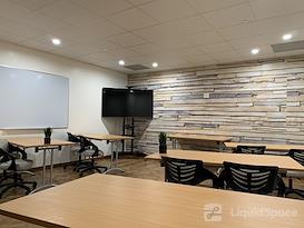Wilshire 1001 Premium Flex Space & Coworking Solutions