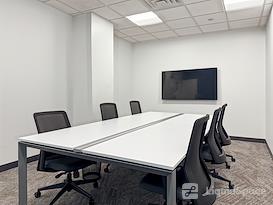 Regus | MN, Brooklyn Center - N Summit Dr