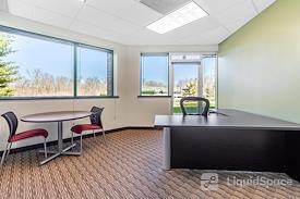 Regus | Newtown Square Corporate Campus