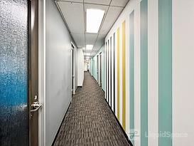 Regus | McGill College