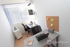 CO-Labora Coworking | Salas de Conferencia, Reuniones, Salas de Capacitación