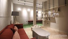 Concrete 11th Coworking Space Kedoya