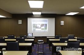 Courtyard by Marriott DFW North Irving