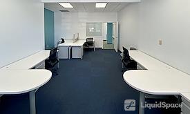 HQ | NC, Greensboro - W Friendly Ave