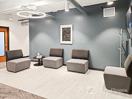 Regus | FL, Jacksonville - Laura St