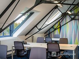 Regus | Fontainebleau, Stop &amp; Work Fontainebleau