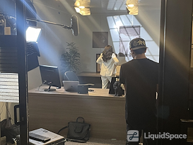 LionShare Cowork - Professional Meeting Rooms & Offices