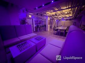 HUB116 - River North