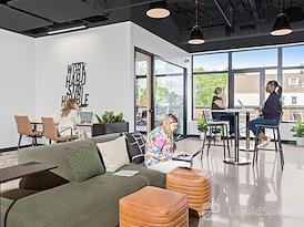 Expansive - North Center