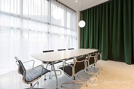 Regus | Canberra 15 Moore Street