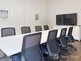 HQ | WV, Charleston - Quarrier St