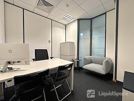 Regus | Heathrow, Bath Road