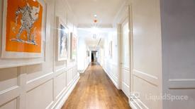 Industrious - Bryant Park off Fifth