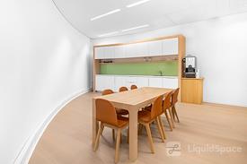 Regus | Roermond, Looskade