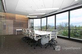 Regus | American Center