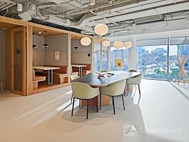 Regus | Barcelona Sants Station