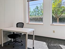 Regus | NC, High Point - Eastchester Drive