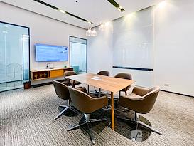 SPACES | Manila, World Plaza, Bonifacio Global City