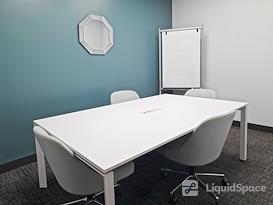 Regus | Lakefield