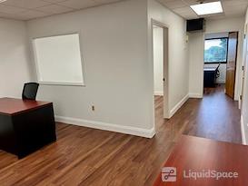 Crown Center Executive Suites (CCESuites)
