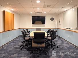 HQ | PA, Upper St. Clair - Boyce Plaza