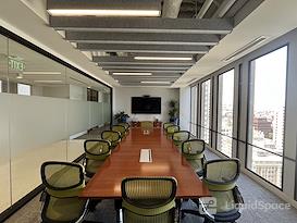 Carr Workplaces - Embarcadero Center