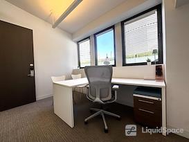 Emerge212 - 125 Park Avenue