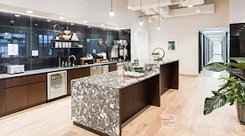 Industrious - Fashion District