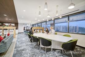 Regus | Democracy Plaza