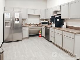 Regus | OK, Edmond - S Broadway