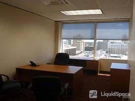 Regus | One Riverwalk Place
